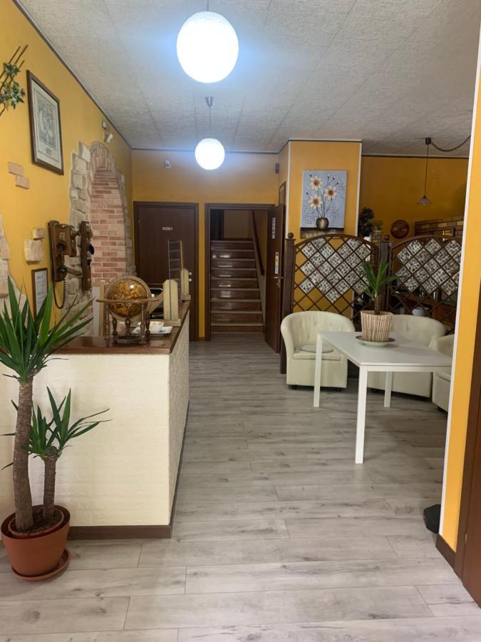 Albergo Al Lago Anfo Bagian luar foto