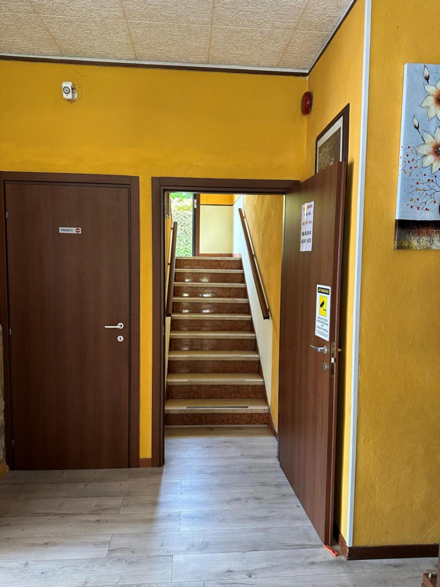 Albergo Al Lago Anfo Bagian luar foto