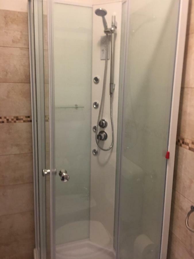 Albergo Al Lago Anfo Bagian luar foto