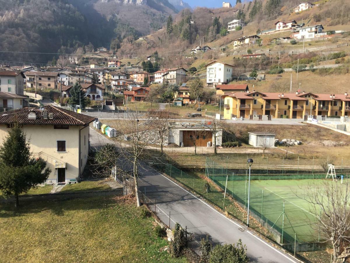 Albergo Al Lago Anfo Bagian luar foto